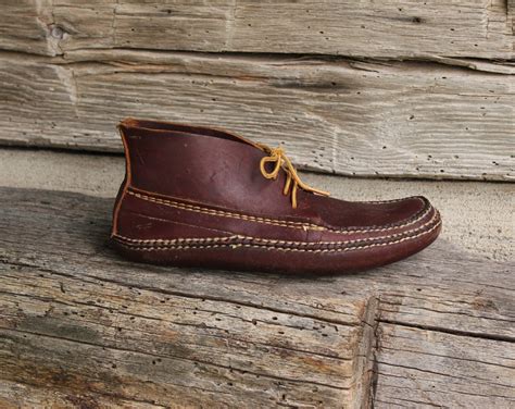 custom moccasins for men.